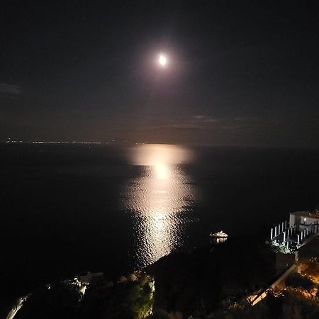 Holiday Luigi E Rachele Равелло Экстерьер фото