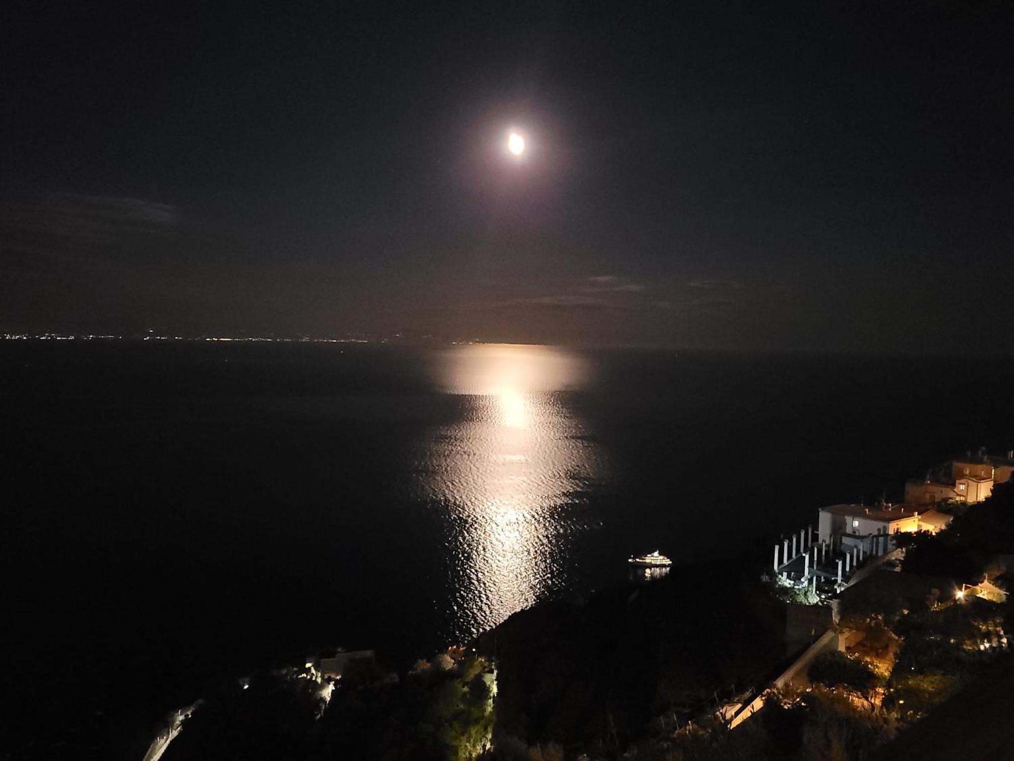 Holiday Luigi E Rachele Равелло Экстерьер фото