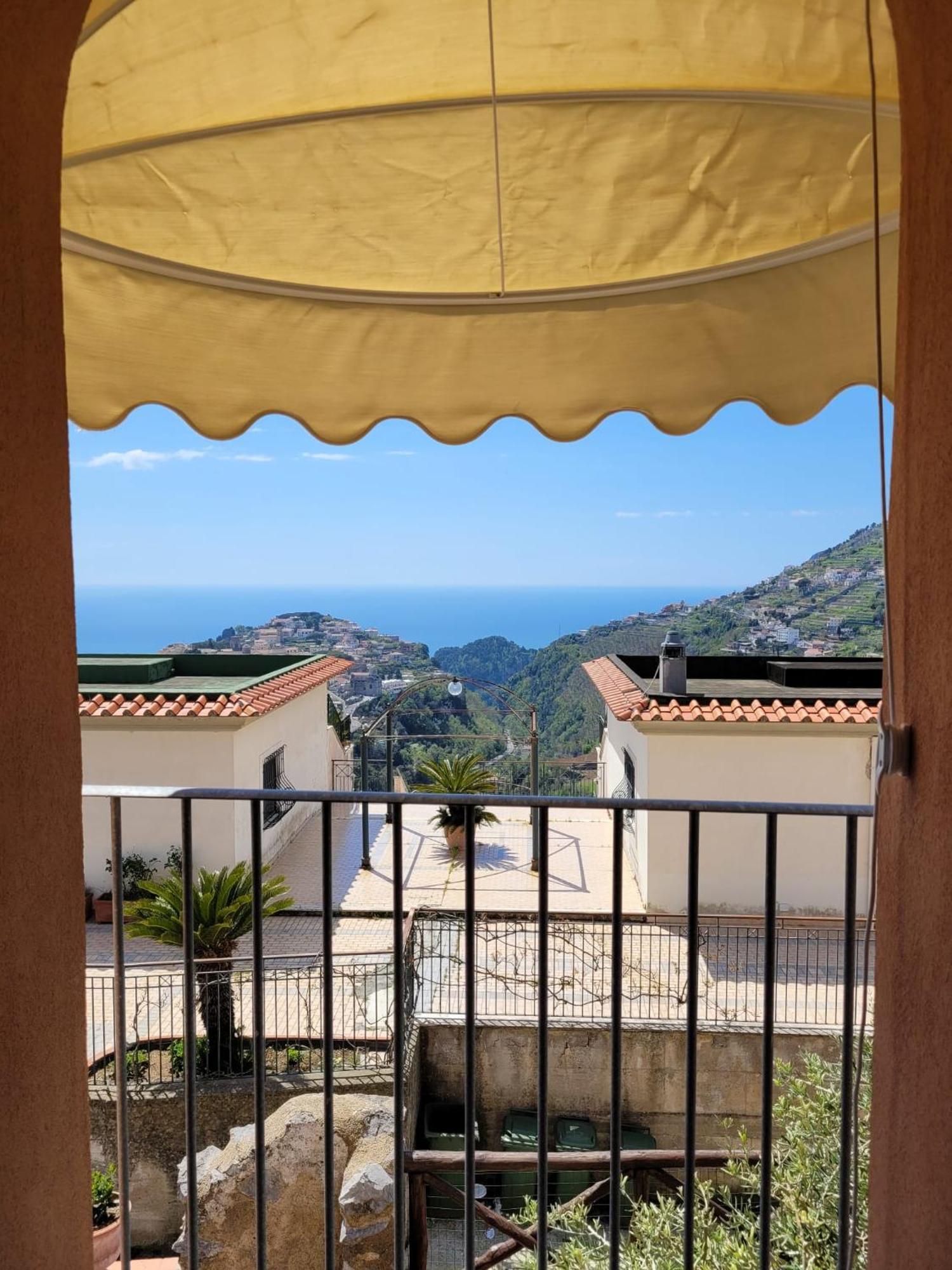 Holiday Luigi E Rachele Равелло Экстерьер фото