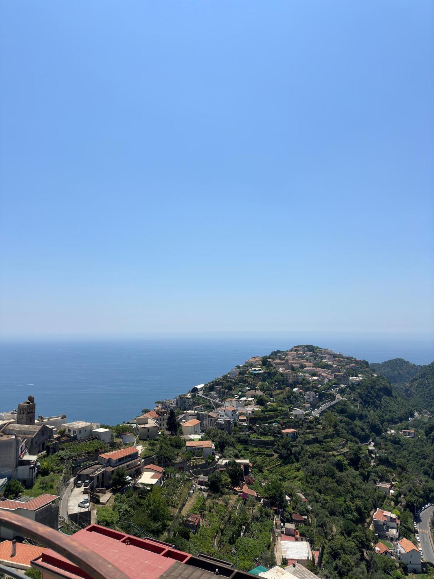 Holiday Luigi E Rachele Равелло Экстерьер фото